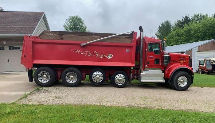 Used 2017 KENWORTH W900B Dump Truck
