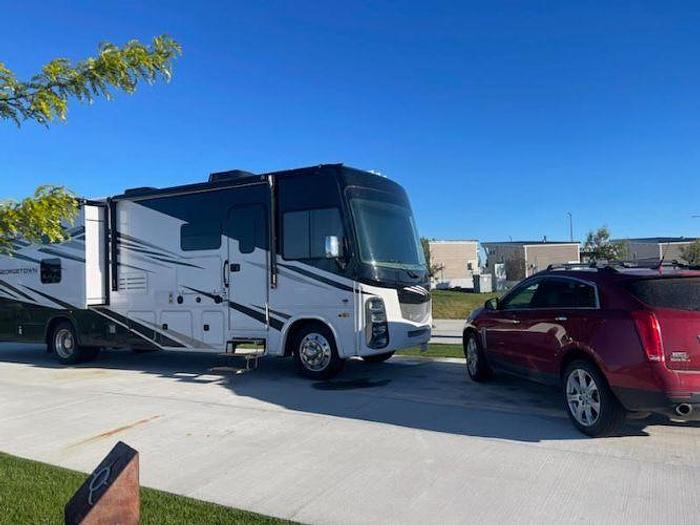 Used 2022 Forest River Georgetown 5 Series 36B5