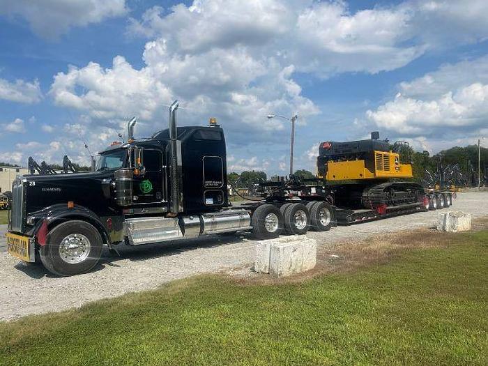 Used 2022 KENWORTH W900 Sleeper Truck