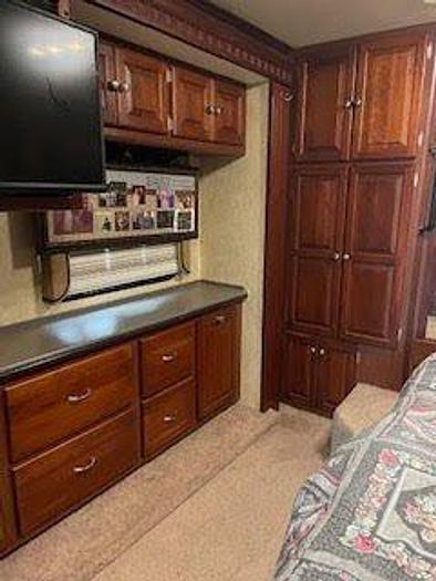 Used 2007 Tiffin Motorhomes Phaeton 40QSH