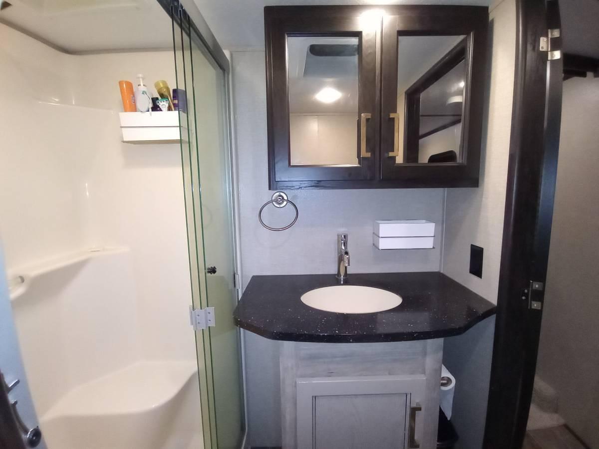 Used 2017 Keystone Fuzion 371 Anniversary Edition Fifth Wheel Toy Hauler