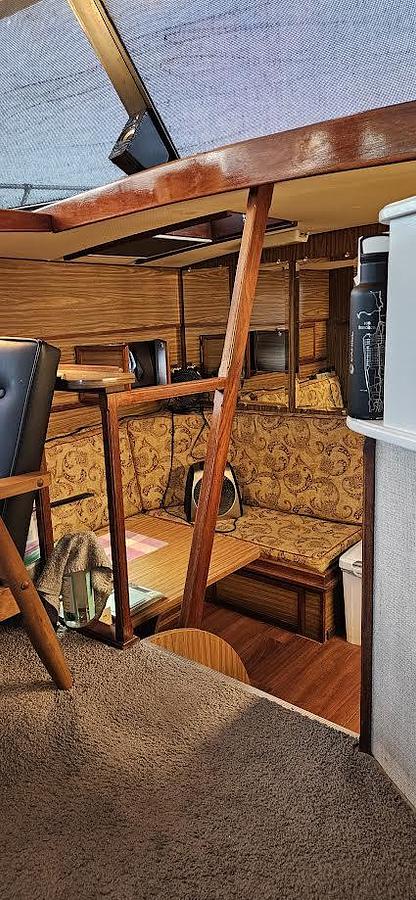 Used 1975 Viking Yacht