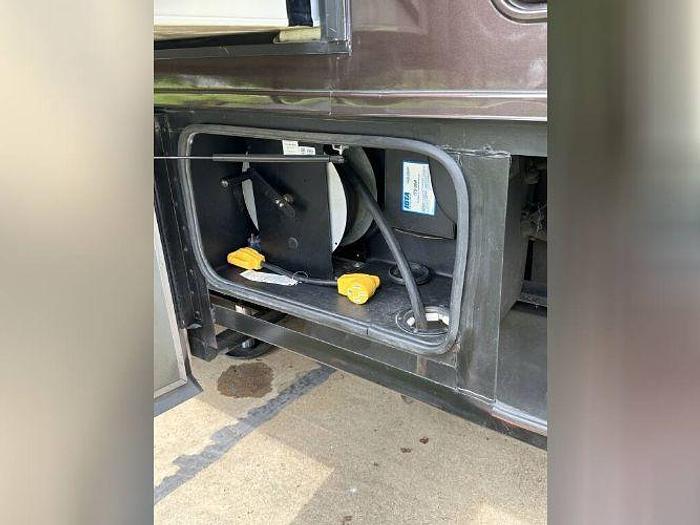 Used 2008 Holiday Rambler Neptune XL