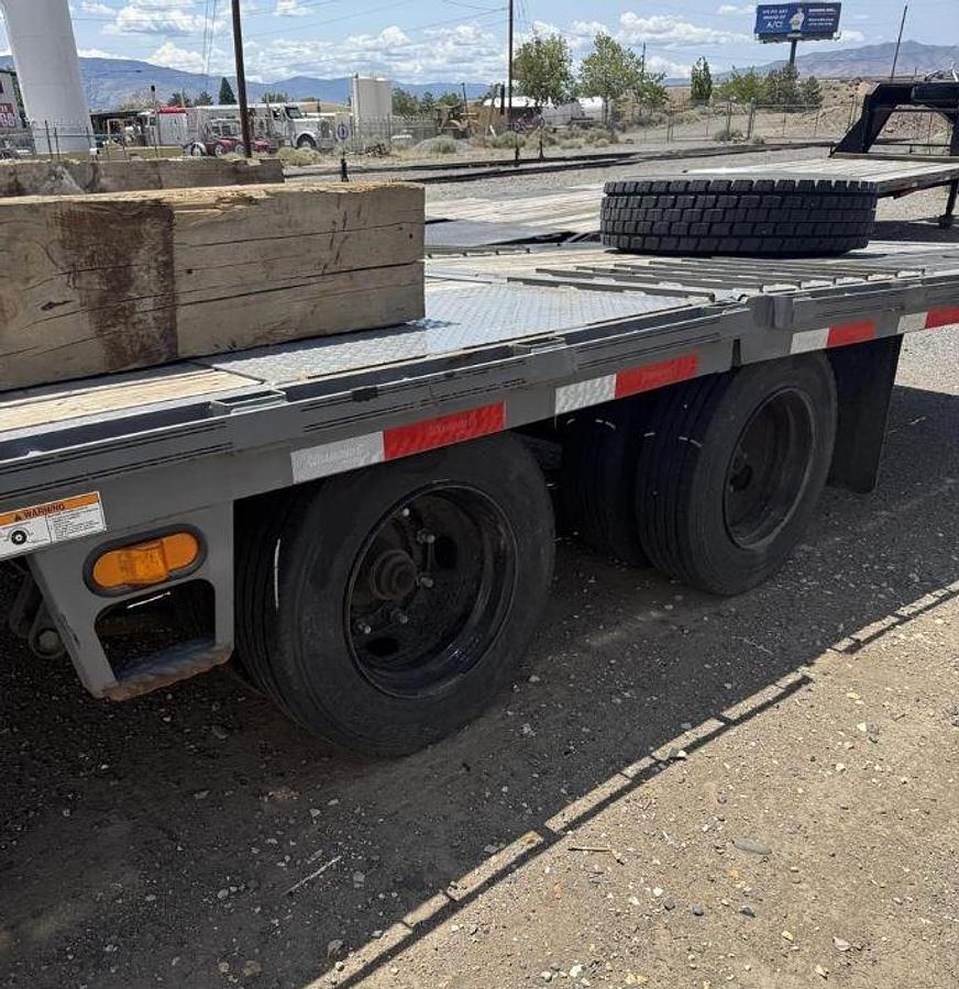 Used 2023 Diamond C 45 Ft