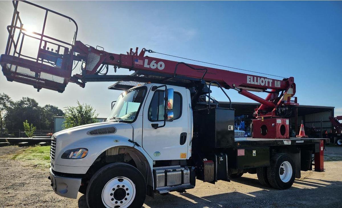 Used 2016 Elliot L60R Mounted on 2016 Freightliner Business Class M2 106