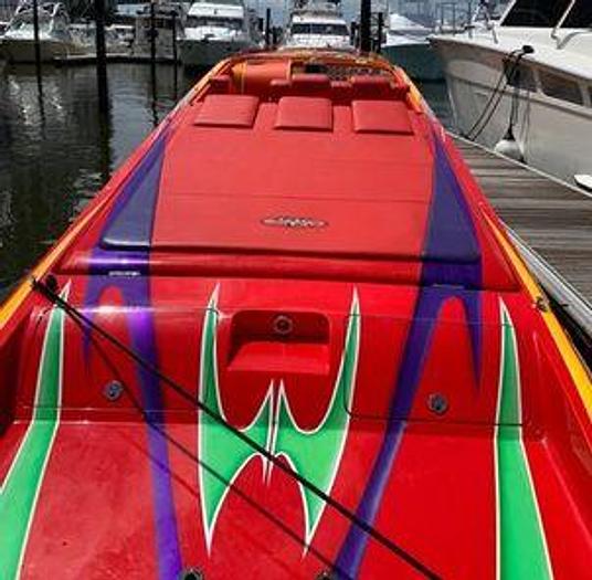 Used 2005 Outer limits Sport Yacht 115 mph.