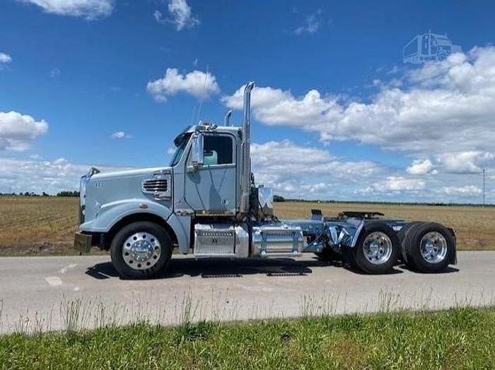 Used 2013 Freightliner Coronado 122SD
