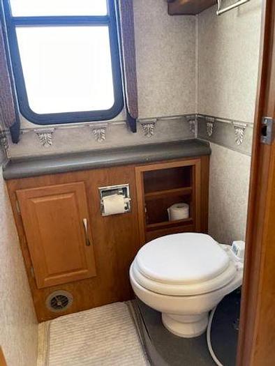 Used 2004 Fleetwood Pace Arrow 36B