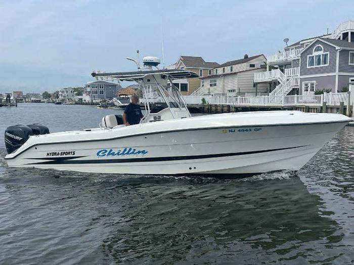 Used 2000 Hydra-Sports 2796 Vector