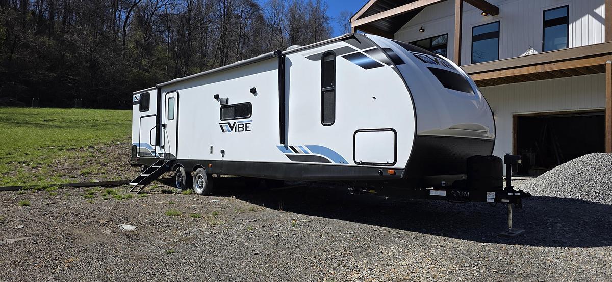 Used 2021 Forest River Vibe 29BH Travel Trailer
