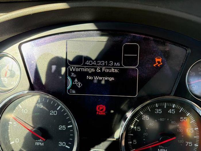 Used 2018 KENWORTH T880