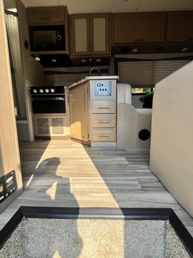 Used 2021 Thor Motor Coach Four Winds 28A Class C Motorhome