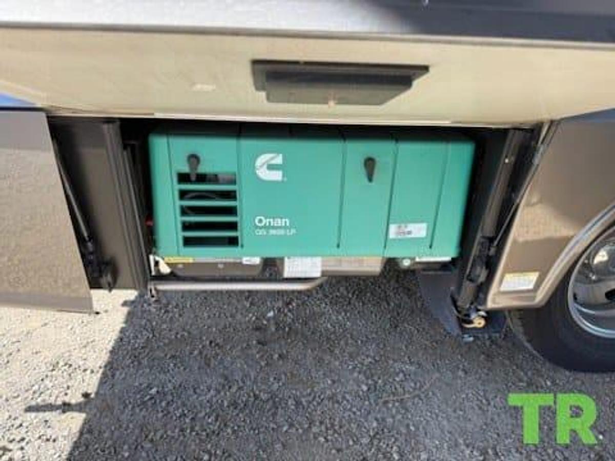 Used 2023 Winnebago View 24d