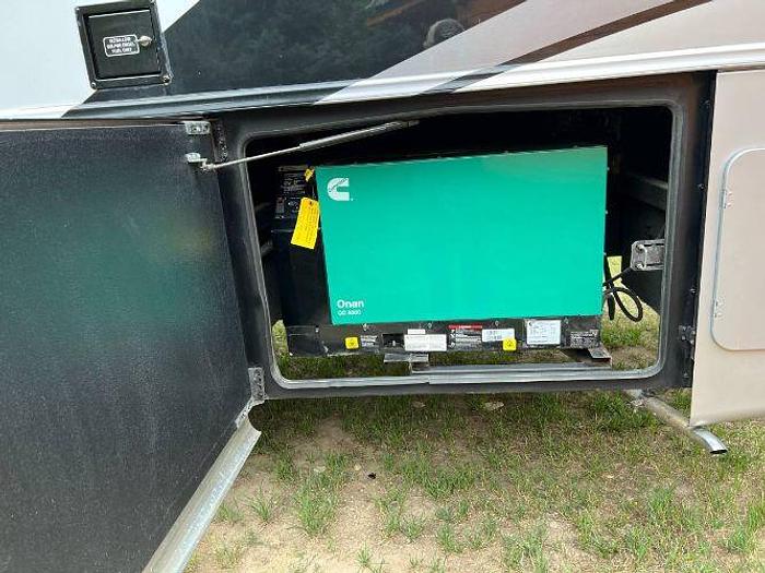 Used 2022 Jayco Seneca 37K