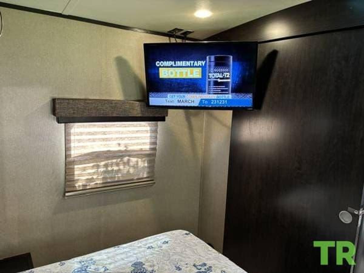 Used 2016 Grand Design Imagine 2150RB Travel Trailer