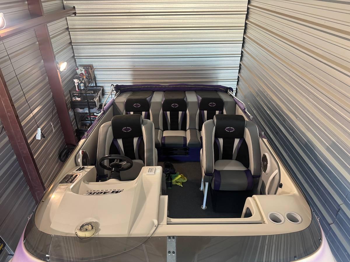 Used 2000 Magic 29 Wizard Performance Boat