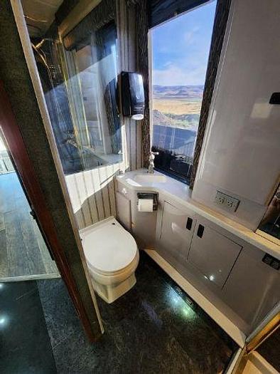 Used 1999 Prevost H3 45 Entertainer Bus