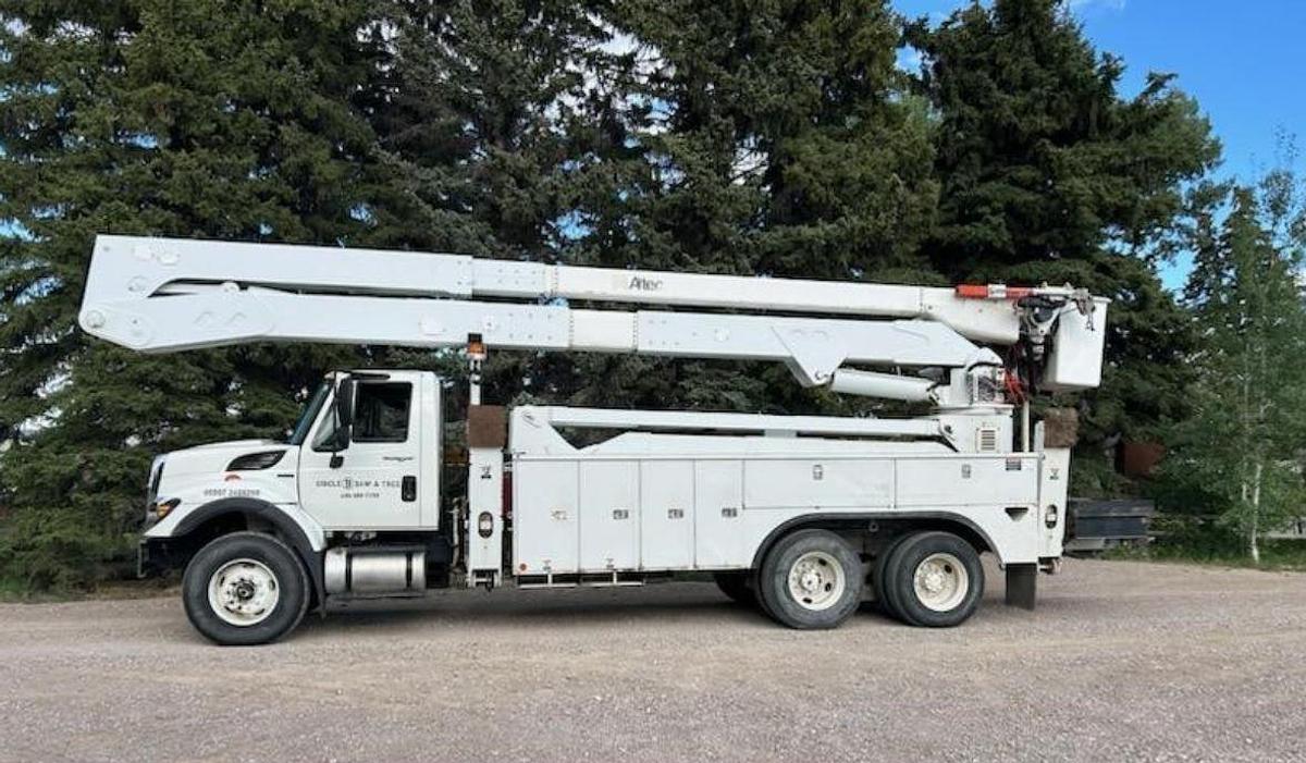 Used 2010 ALTEC A77TE93 MOUNTED ON 2010 International Workstar 7400