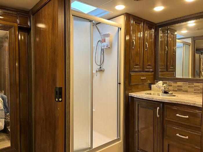 Used 2019 Thor Motor Coach Aria 4000