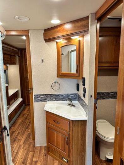 Used 2016 Jayco Seneca 37TS