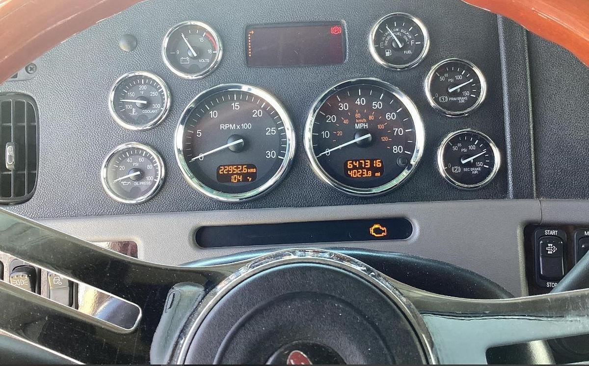 Used 2017 Peterbilt 389