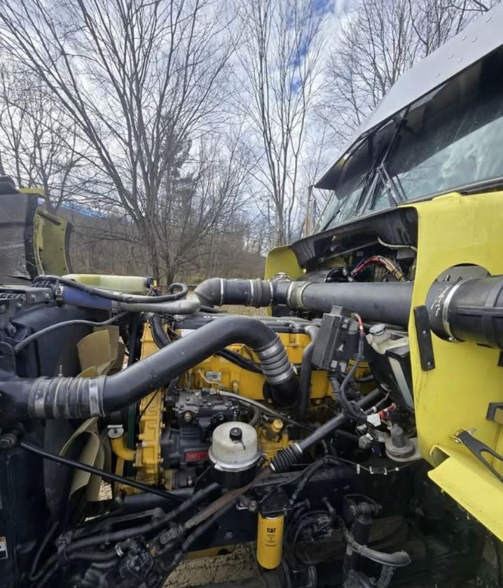 Used 2015 Kenworth T800 Dump Truck