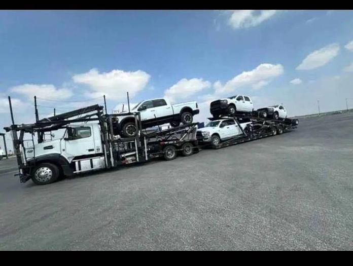 Used 2015 Volvo VAH Car Hauler