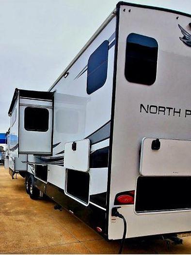 Used 2022 Jayco North Point 382FLRB