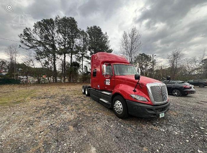 Used 2017 INTERNATIONAL Prostar Red