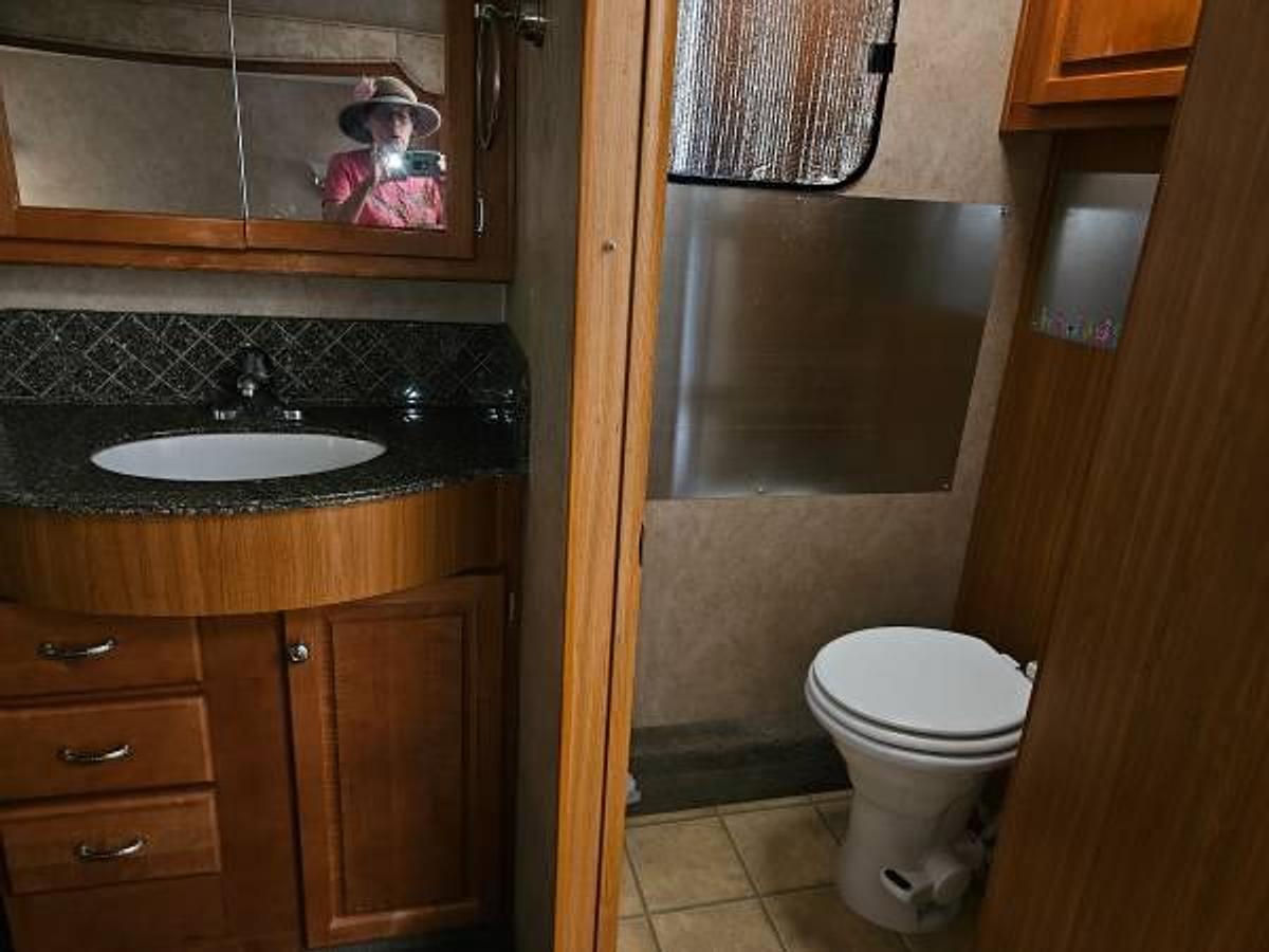 Used 2007 Alpenlite Fifth Wheel Trailer