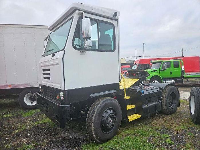 Used 2019 Hoist T-Series Spotter Truck
