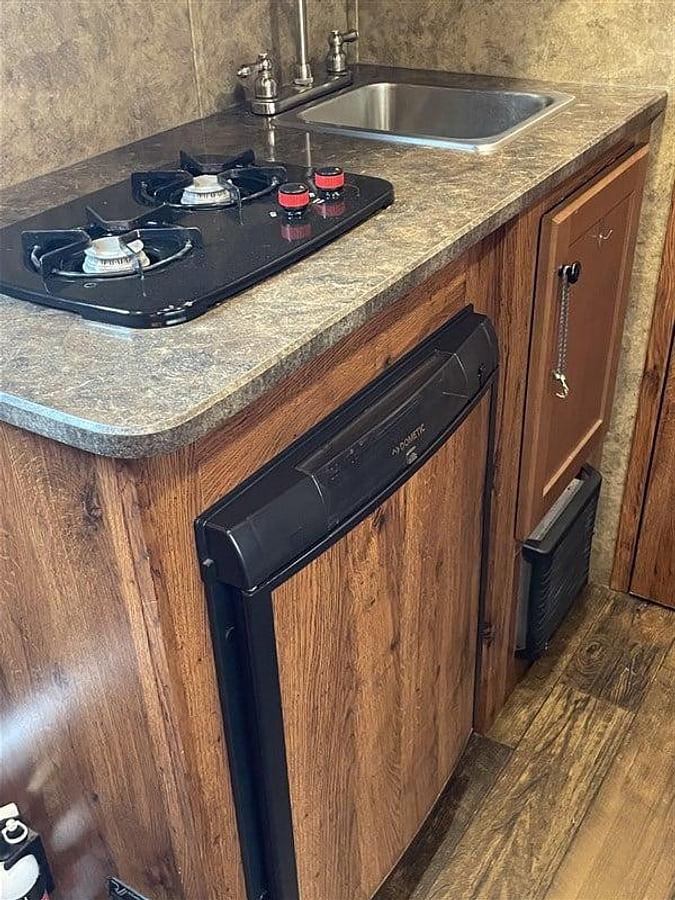 Used 2021 Lakota C7309 3 Horse Trailer with Living Quarters