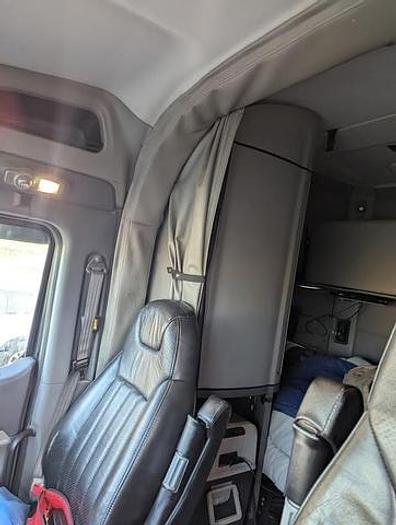 Used 2015 Peterbilt 579