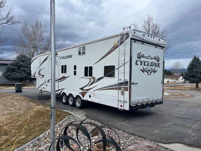 Used 2010 Heartland Cyclone 3950