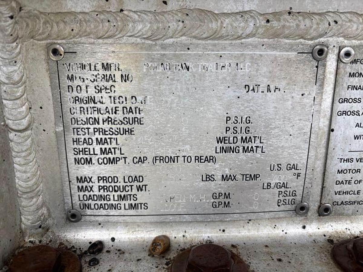 Used 2011 Polar Quad axle asphalt trailer