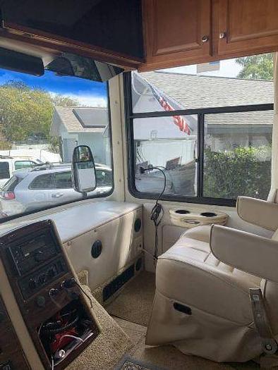 Used 2008 Gulf Stream Crescendo 33ft