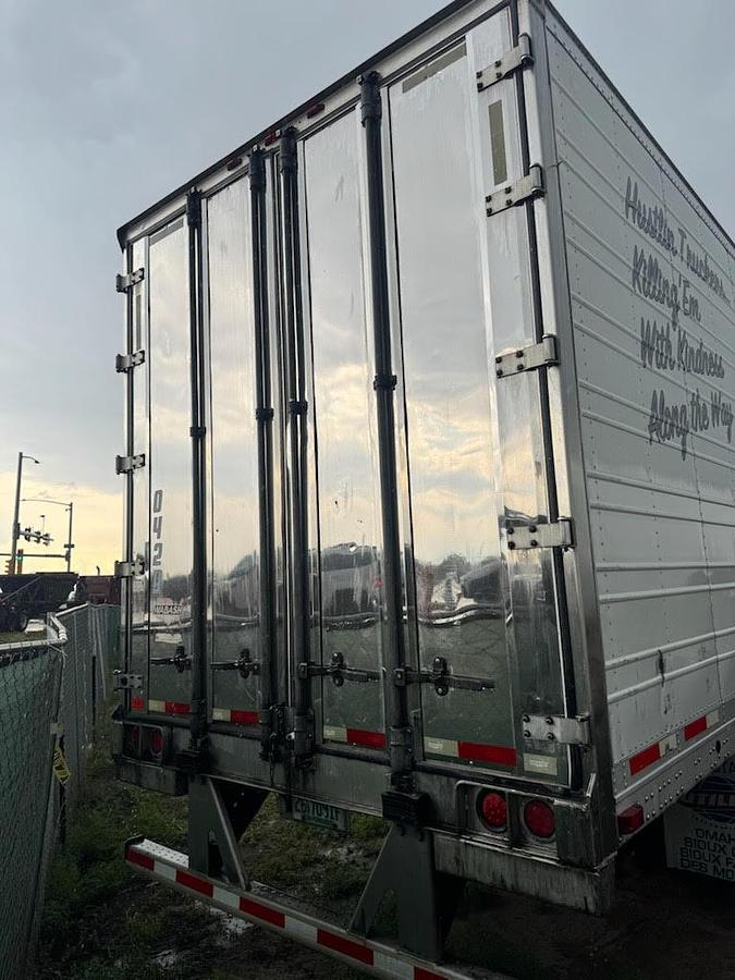 Used 2016 Peterbilt 579 and 2013 Wabash Reefer Trailer