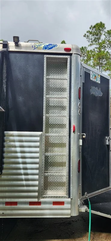 Used 2008 Dream Coach Platinum 3 Horse Trailer