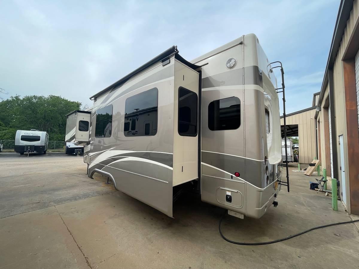 Used 2020 DRV Mobile Suites 36RKSB