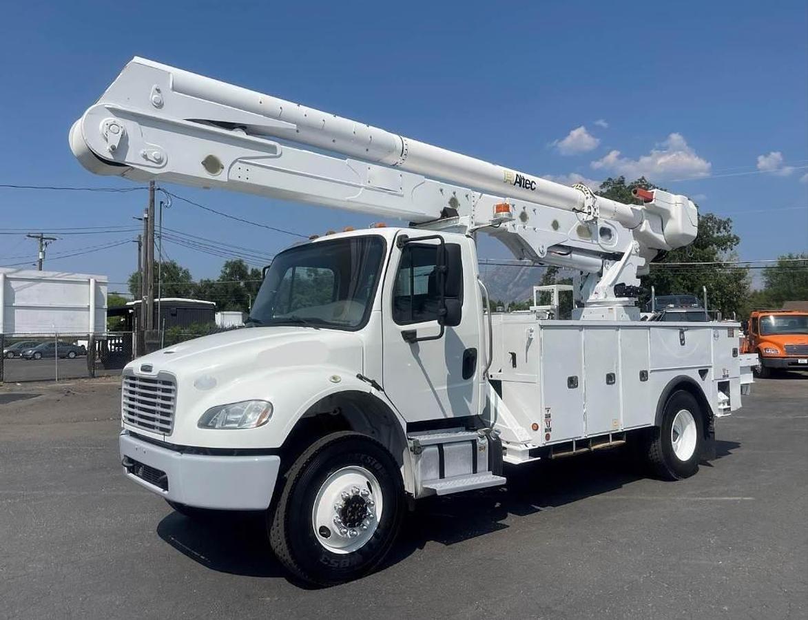 Used 2015 Freightliner M2 106 4x4 Boom