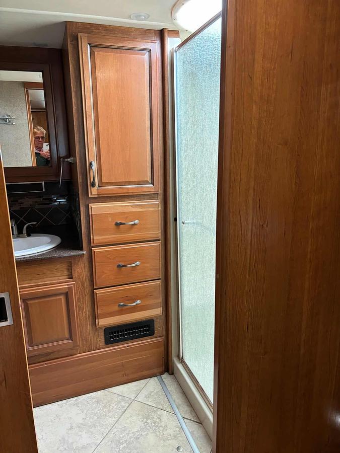 Used 2015 Fleetwood Expedition 38K