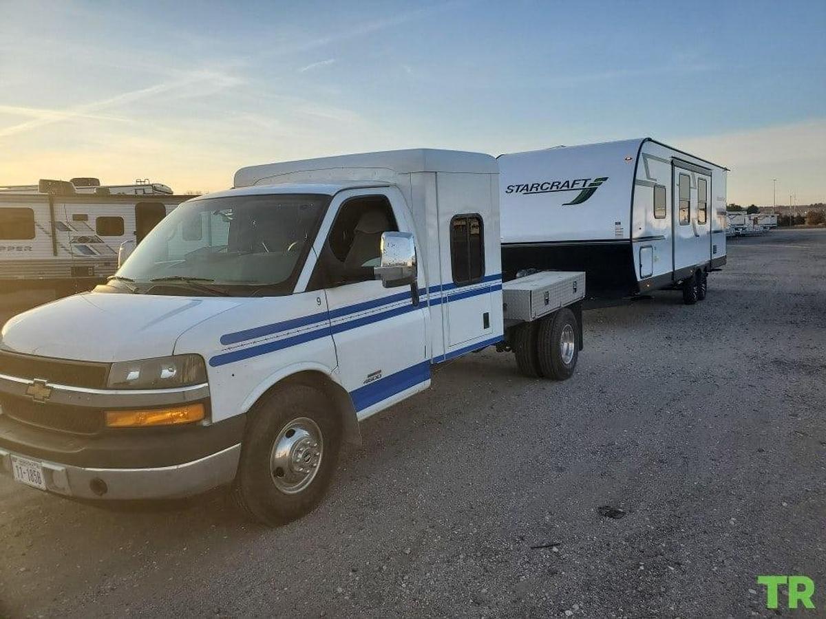 Used 2013 Chevy Express 4500 2wd 6.6L LGH Duramax Diesel Transporter