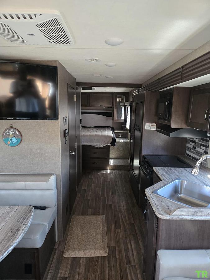 Used 2018 Thor Motor Coach A.C.E. 30.4