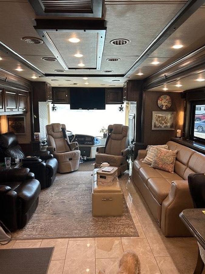 Used 2017 Tiffin Phaeton 44OH