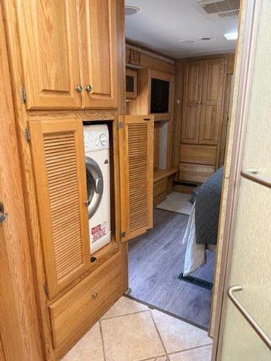 Used 2006 Monaco Diplomat 40PDQ