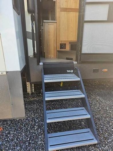 Used 2019 Vanleigh RV Vilano 320 GK