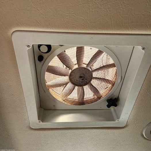 Used 2012 Winnebago SIGHTSEER 36V