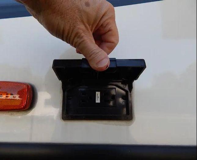 Used 2021 Keystone Montana 3761FL