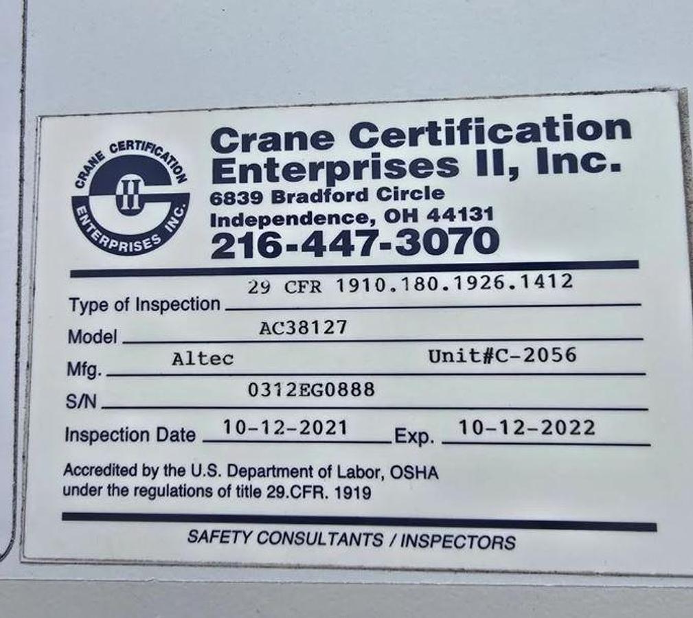 Used 2013 Altec AC38-127S Mounted on 2013 Peterbilt 379