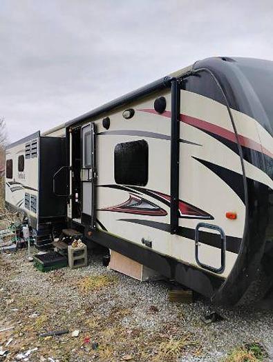 Used 2015 Keystone Outback